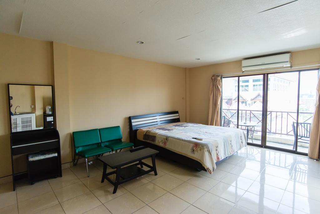 The Bed Hotel Pattaya Exterior photo