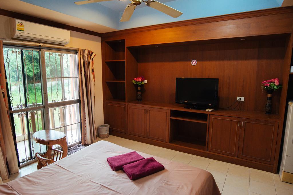 The Bed Hotel Pattaya Exterior photo